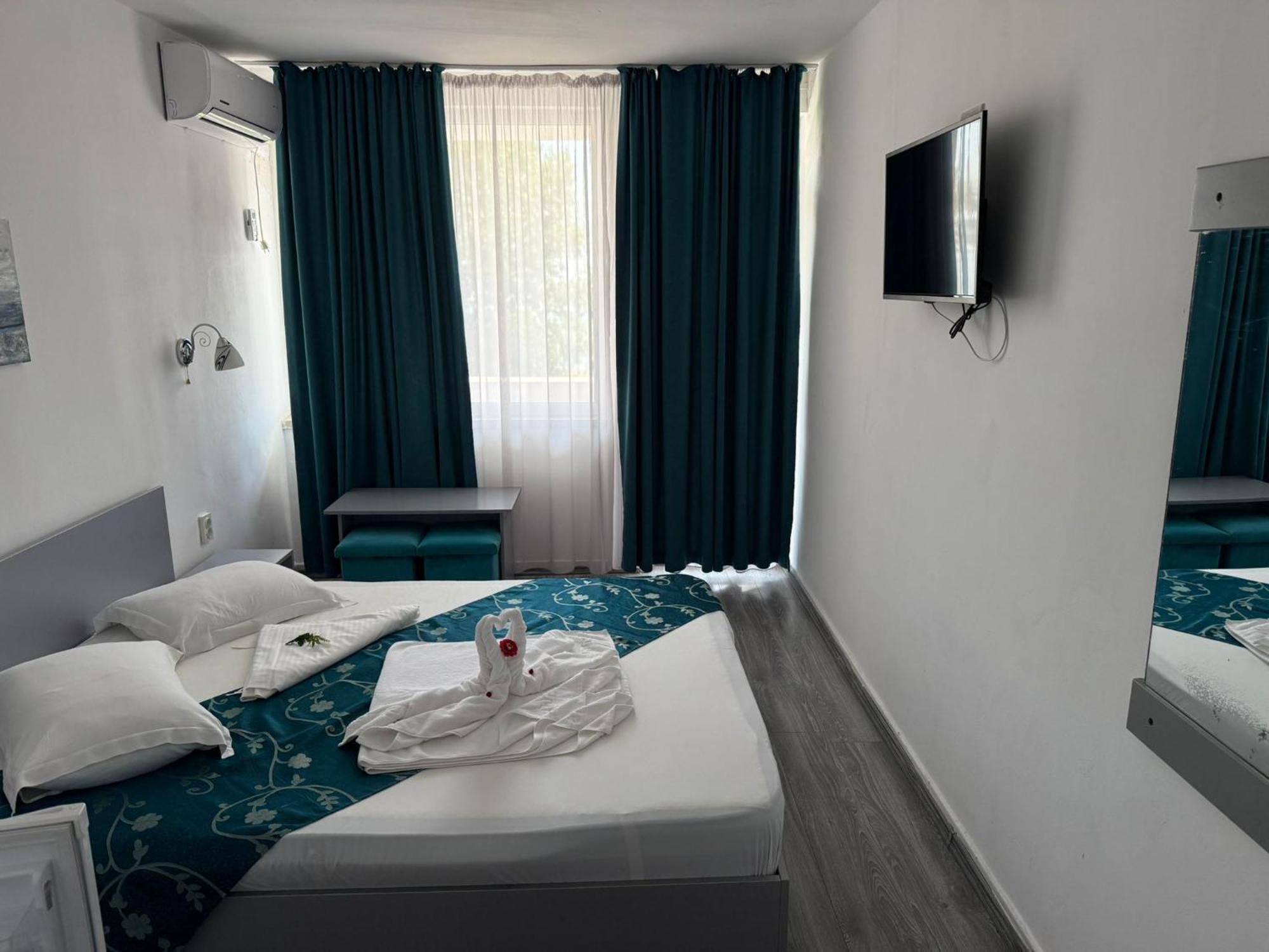 Hotel Minerva Эфорие Норд Экстерьер фото